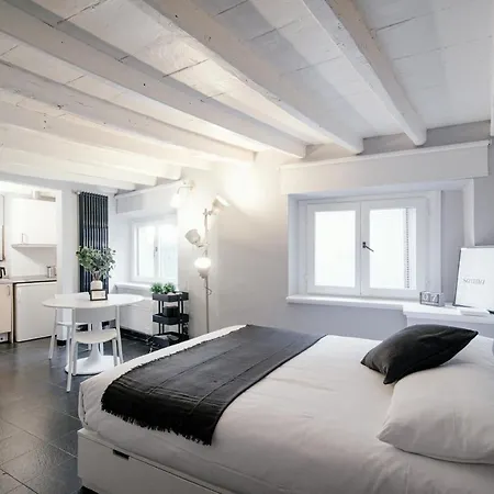 Milano94 Cozy Studio In Old Convent Апартаменты *